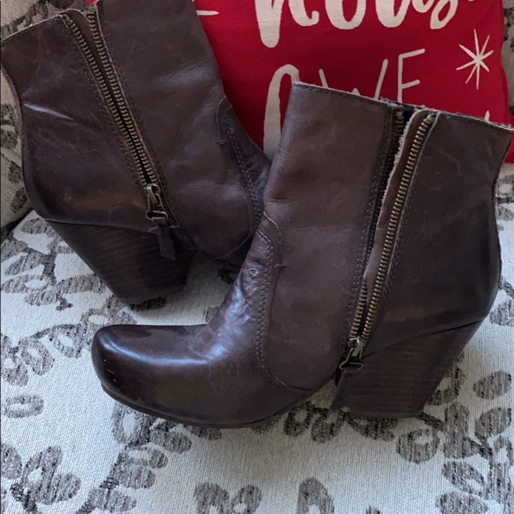 OTBT ankle boot